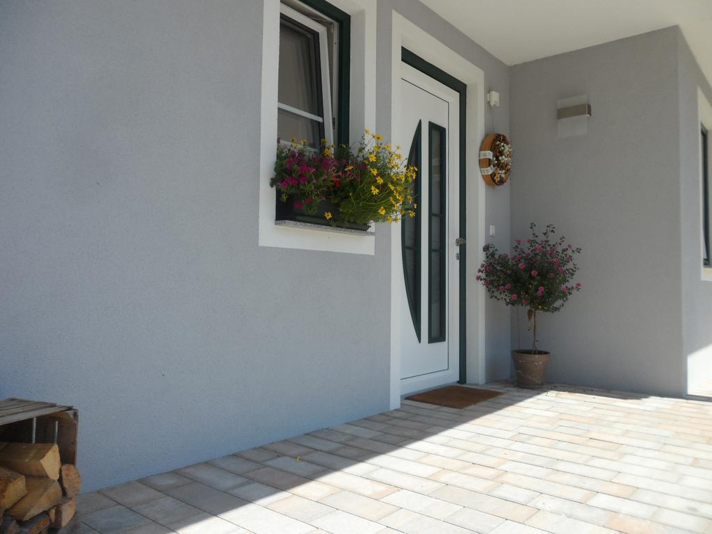 Appartement Alpenglueck Aich  Ngoại thất bức ảnh